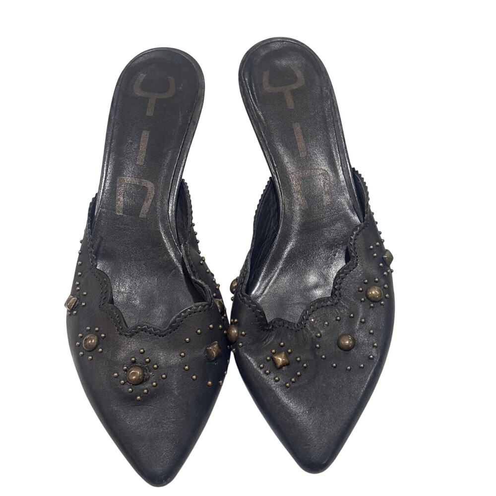 Women’s YIN heels size 7